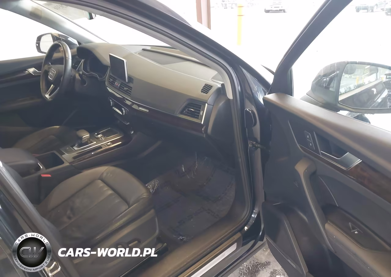 2018 Audi Q5 2.0T Premium-2.0T Tech Premium VIN:WA1CNAFY8J2233108 - 5