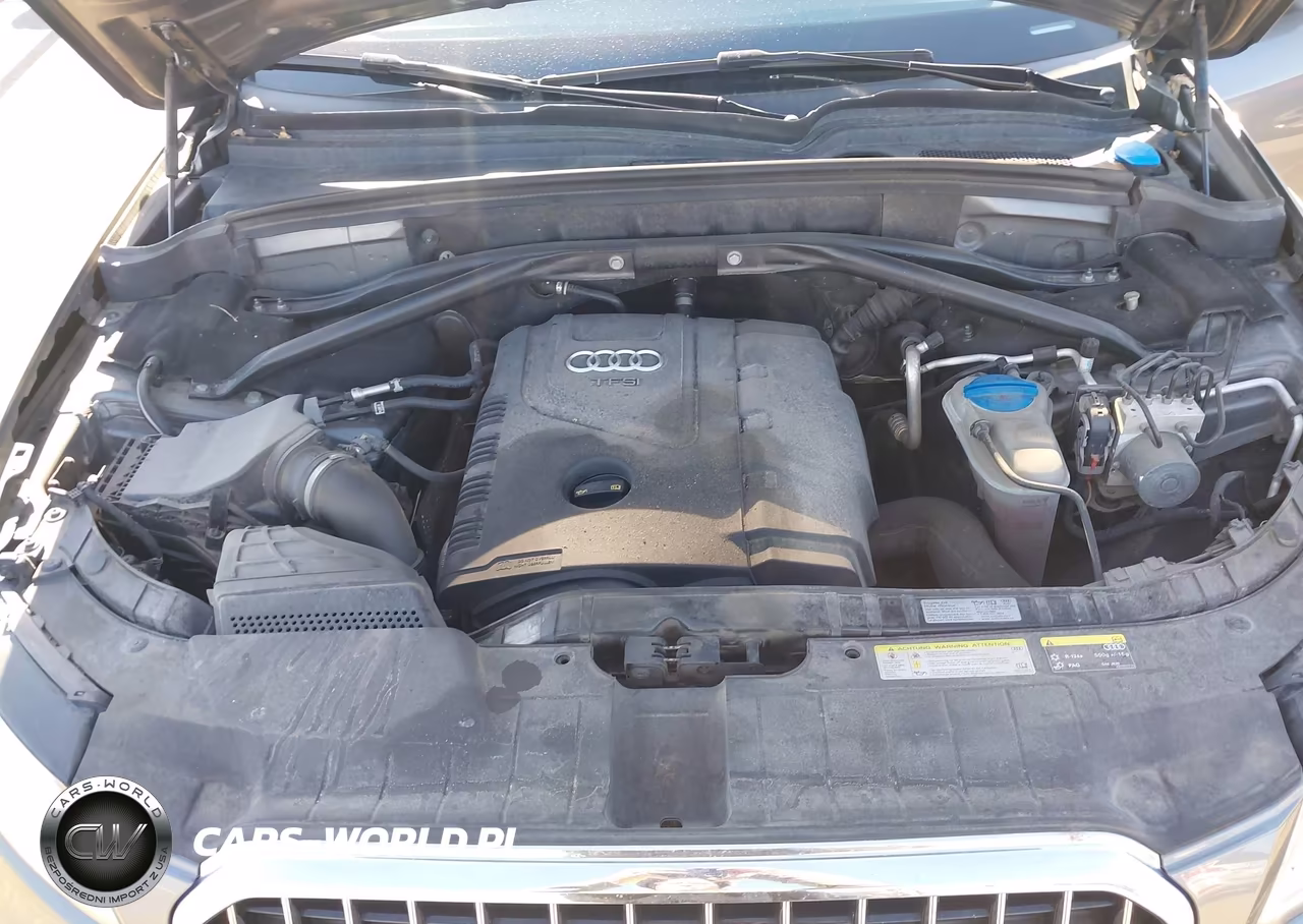2015 Audi Q5 2.0T Premium VIN:WA1LFAFP9FA049684 - 10