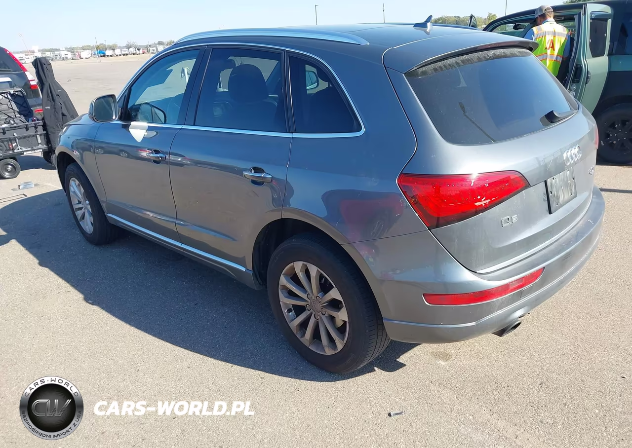 2015 Audi Q5 2.0T Premium VIN:WA1LFAFP9FA049684 - 3