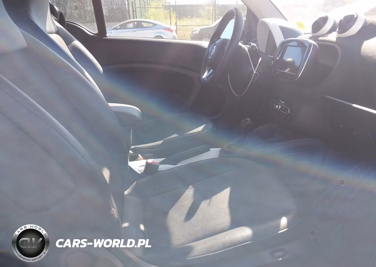 2016 Smart Fortwo Pure VIN:WMEFJ5DA8GK139106 - 5