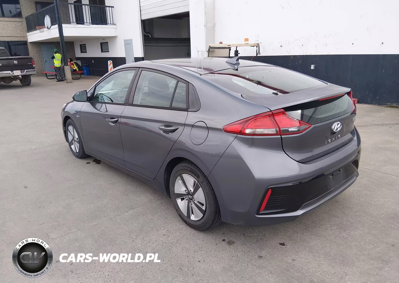 2018 Hyundai Ioniq Hybrid Blue VIN:KMHC65LC2JU100007 - 3