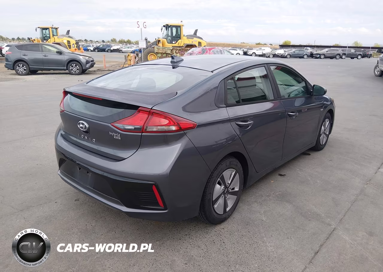 2018 Hyundai Ioniq Hybrid Blue VIN:KMHC65LC2JU100007 - 4