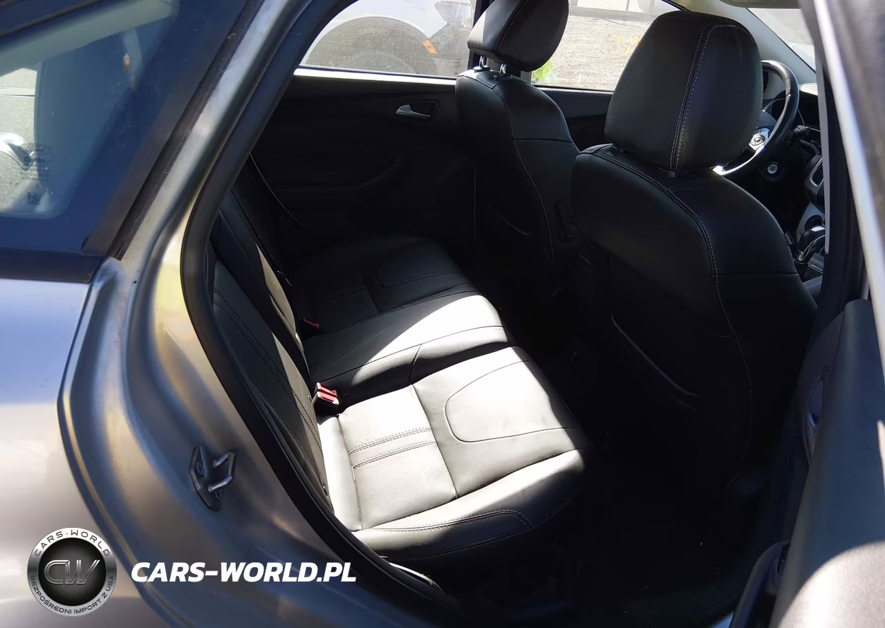 2014 Ford Focus Se VIN:1FADP3F24EL216470 - 8