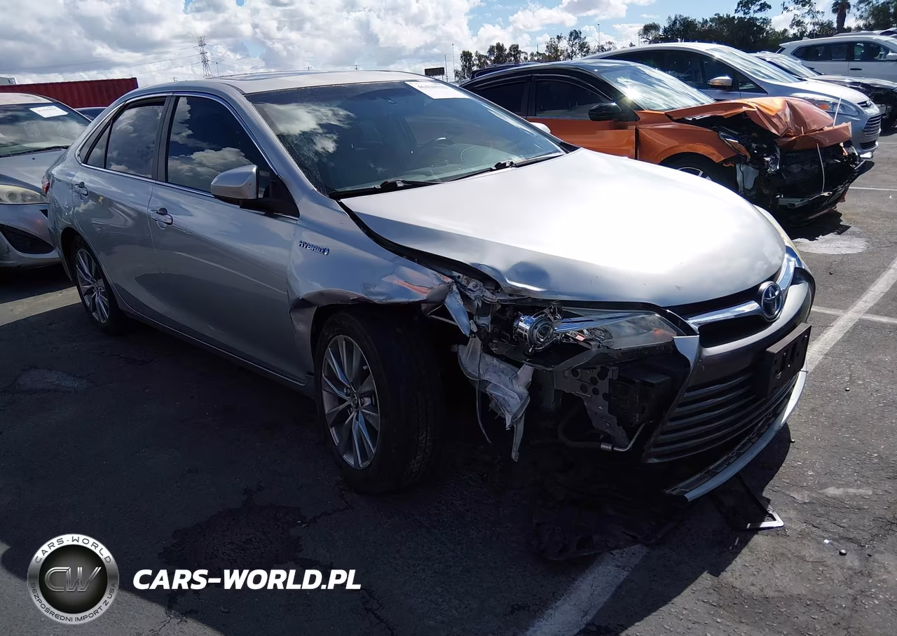 2017 Toyota Camry Hybrid Xle