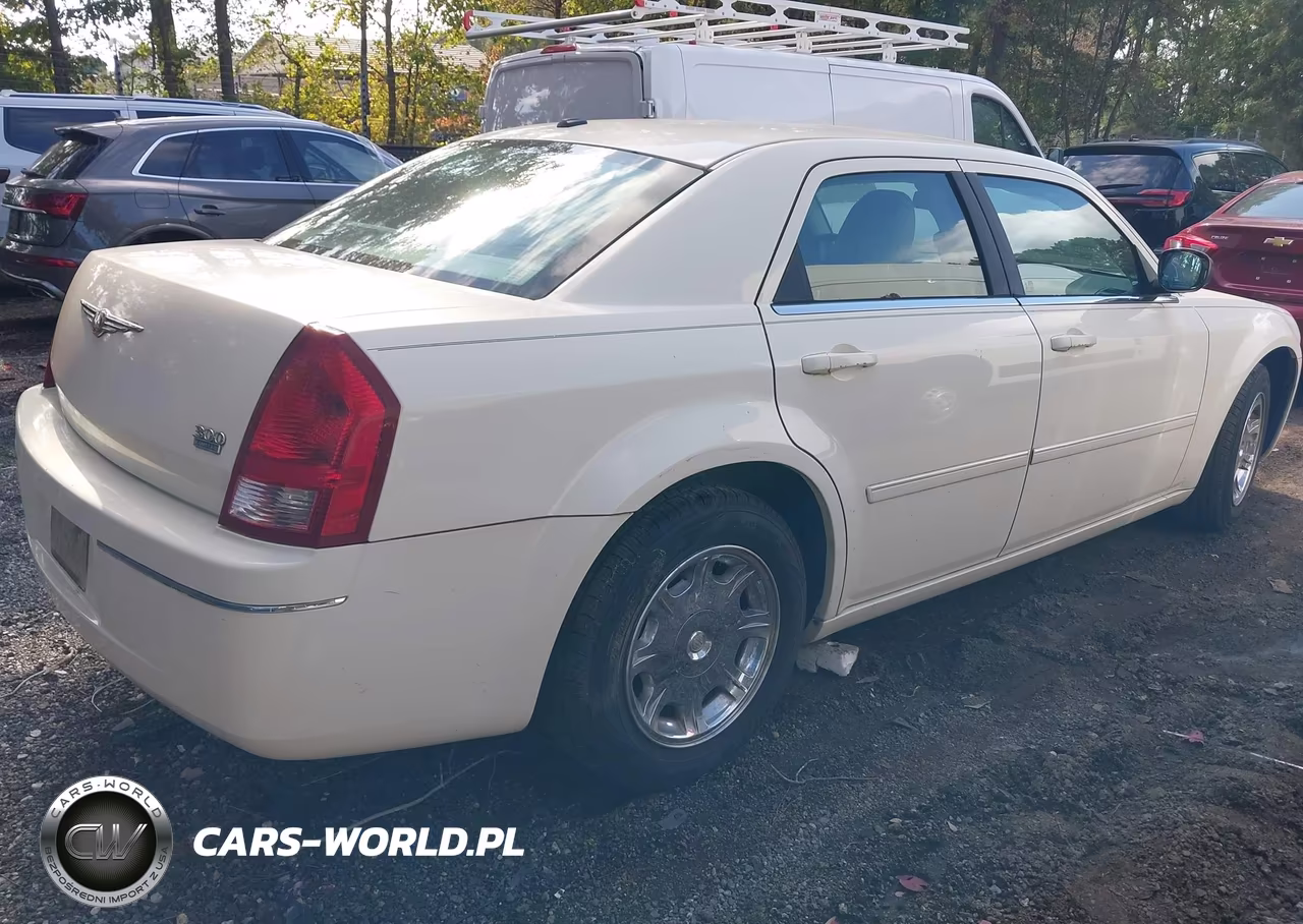 2006 Chrysler 300 Touring VIN:2C3KA53G56H497227 - 4