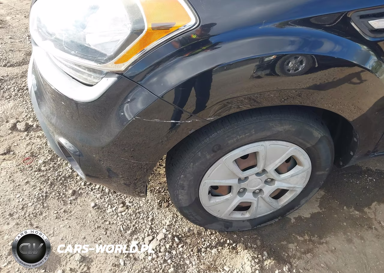 2012 Kia Soul VIN:KNDJT2A55C7450000 - 12