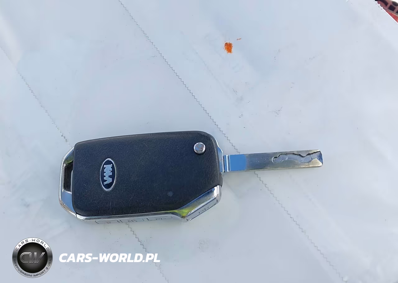 2019 Kia Forte S VIN:3KPF34AD0KE081716 - 11