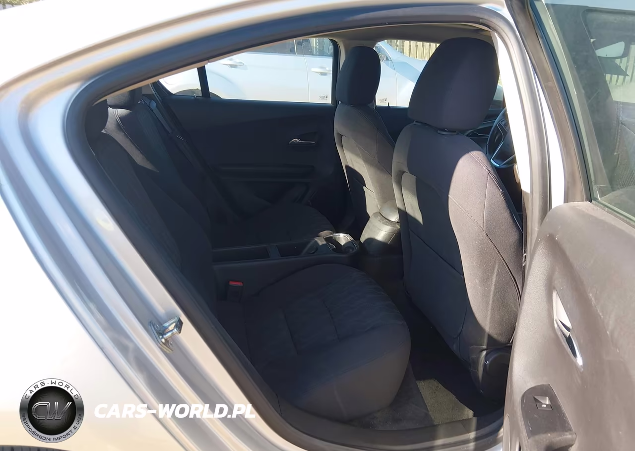 2015 Chevrolet Volt VIN:1G1RA6E45FU121460 - 8