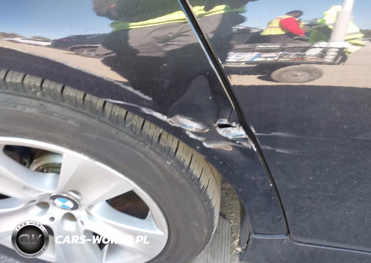 2013 BMW 528I xDrive VIN:WBAXH5C56DD112700 - 6