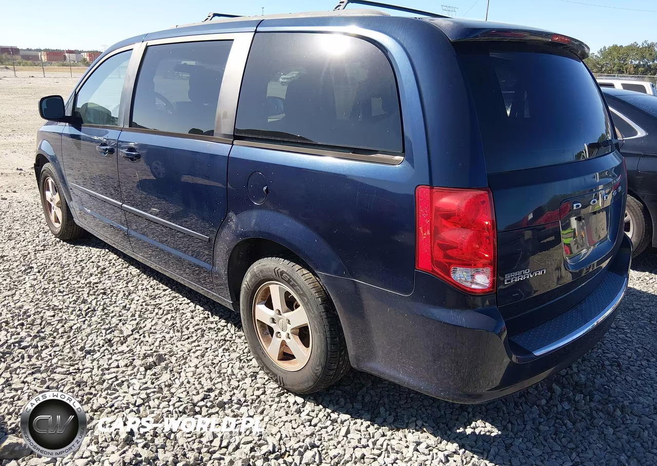 2013 Dodge Grand Caravan Sxt VIN:2C4RDGCG2DR611706 - 3