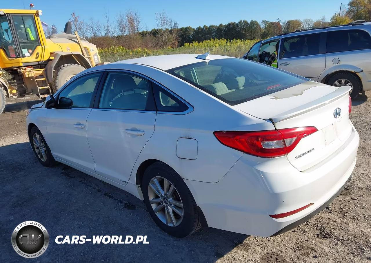 2015 Hyundai Sonata Se VIN:5NPE24AF5FH210664 - 3
