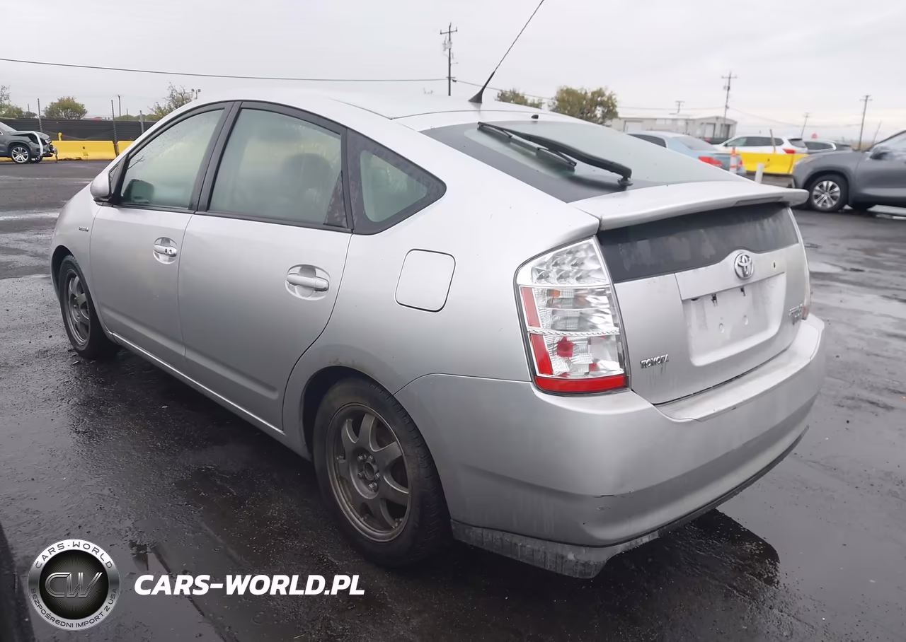 2008 Toyota Prius Touring VIN:JTDKB20U887806396 - 3