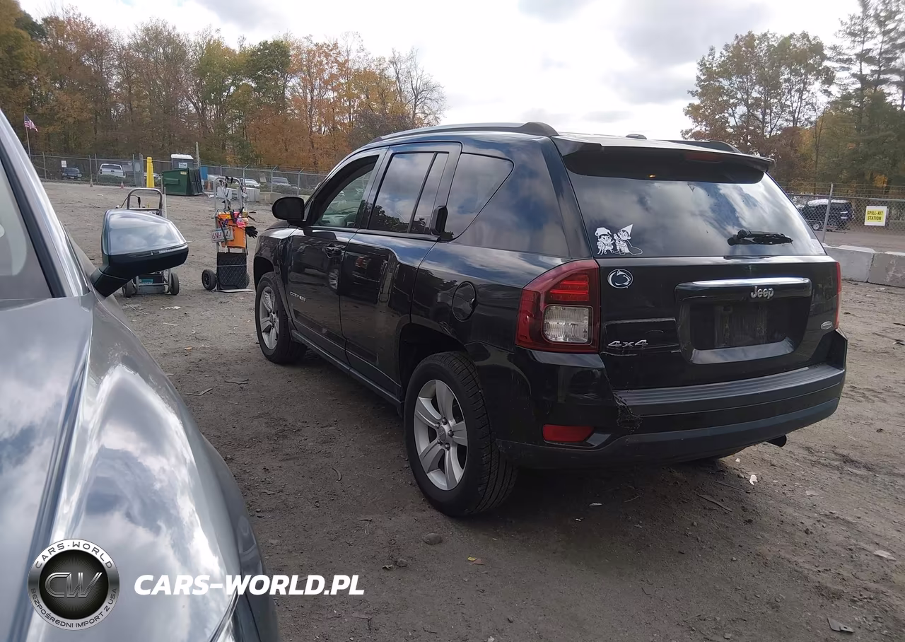2016 Jeep Compass Latitude VIN:1C4NJDEB6GD751465 - 3