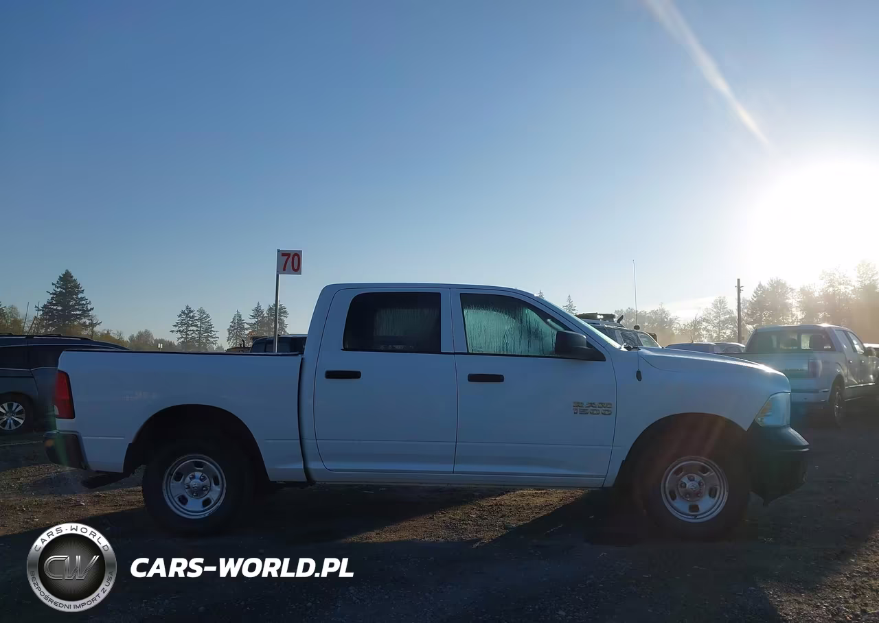 2018 Ram 1500 Tradesman 4X4 5'7 Box VIN:1C6RR7KG3JS300483 - 13