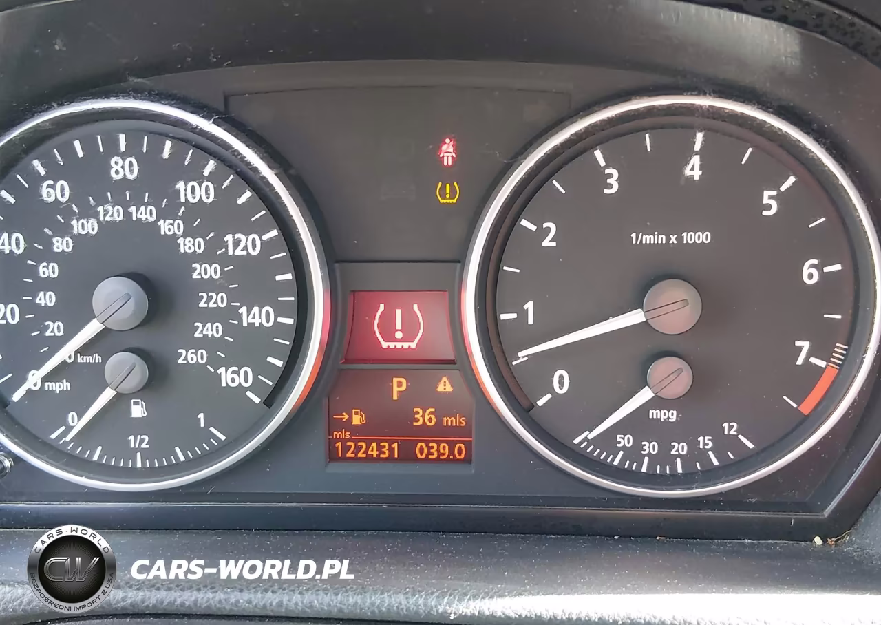 2006 BMW 325Xi VIN:WBAVD13576KV05843 - 7