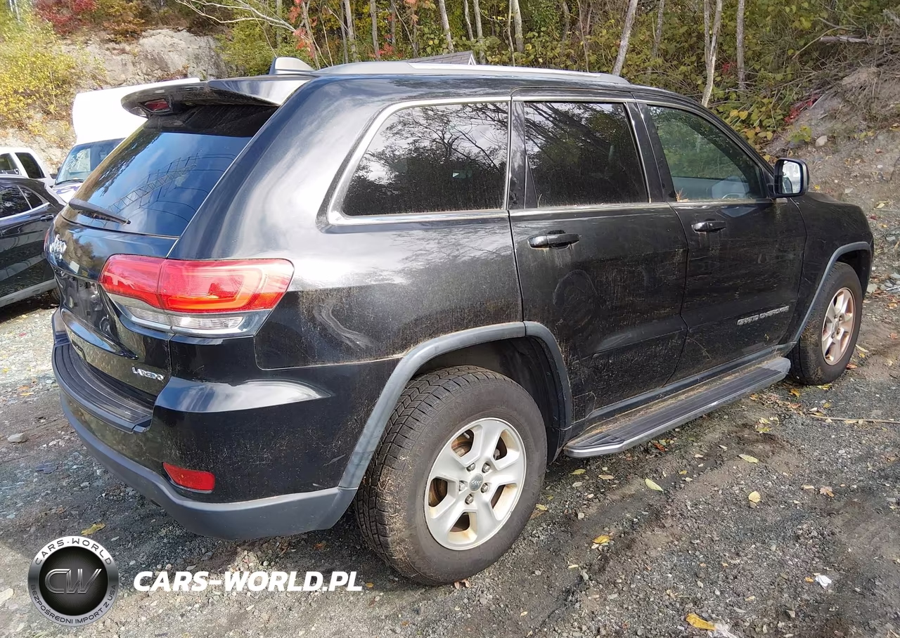 2014 Jeep Grand Cherokee Laredo VIN:1C4RJFAG8EC414975 - 4