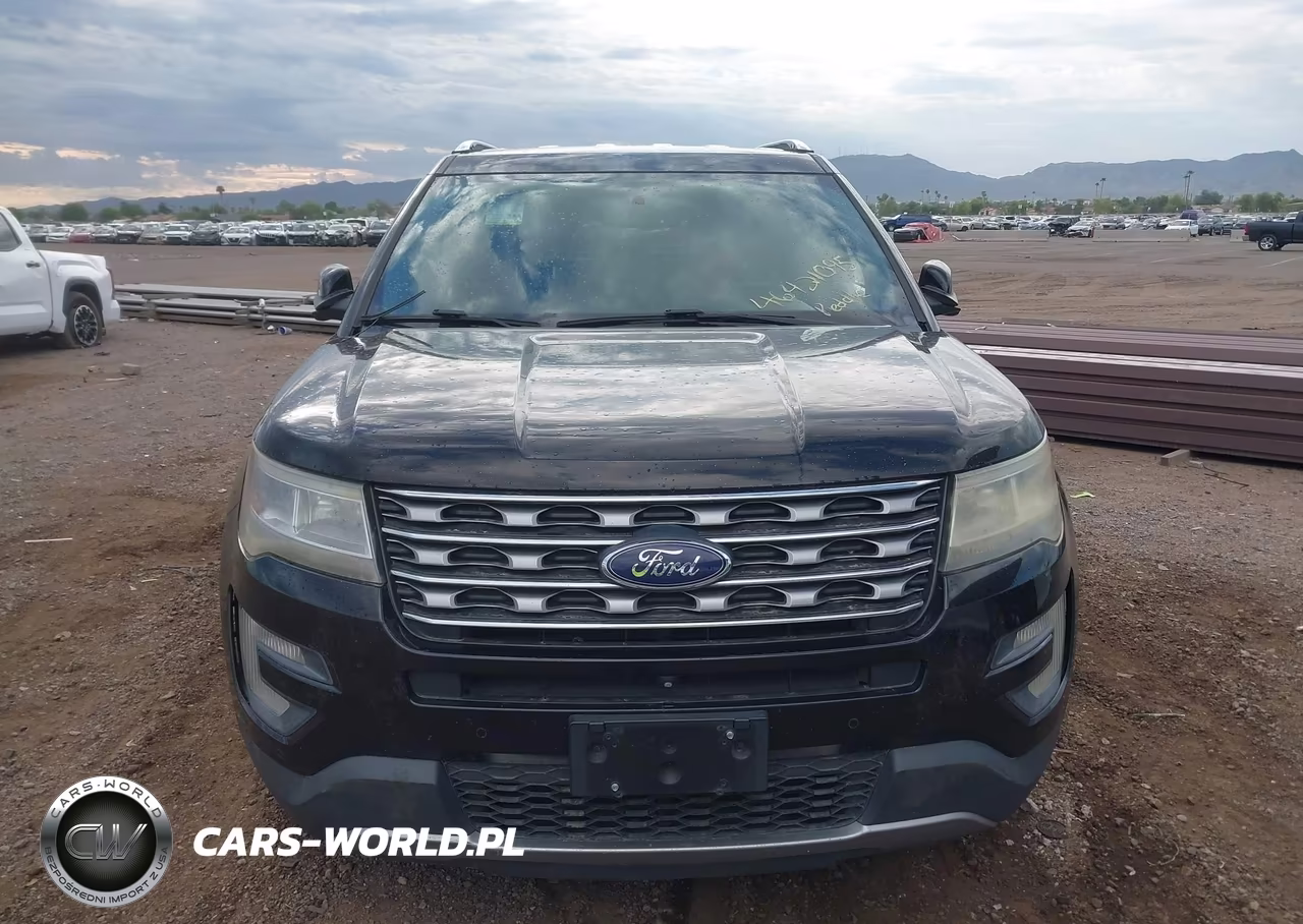2017 Ford Explorer Limited VIN:1FM5K7F82HGC34015 - 12