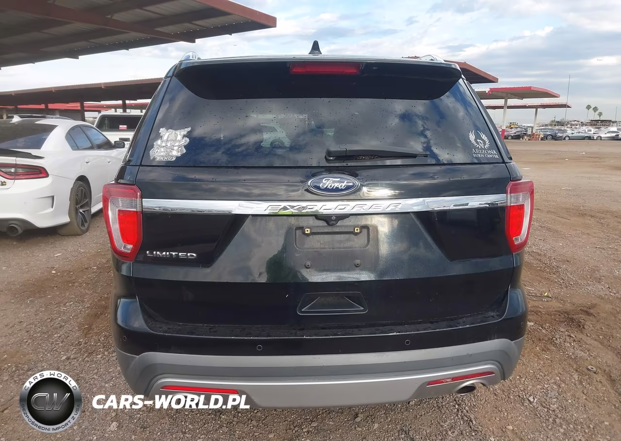 2017 Ford Explorer Limited VIN:1FM5K7F82HGC34015 - 16