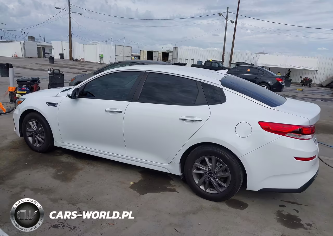 2020 Kia Optima Lx VIN:5XXGT4L38LG394191 - 14