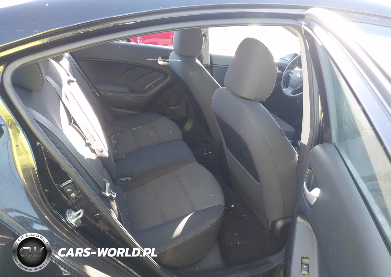 2018 Kia Forte Lx VIN:3KPFL4A70JE172817 - 8