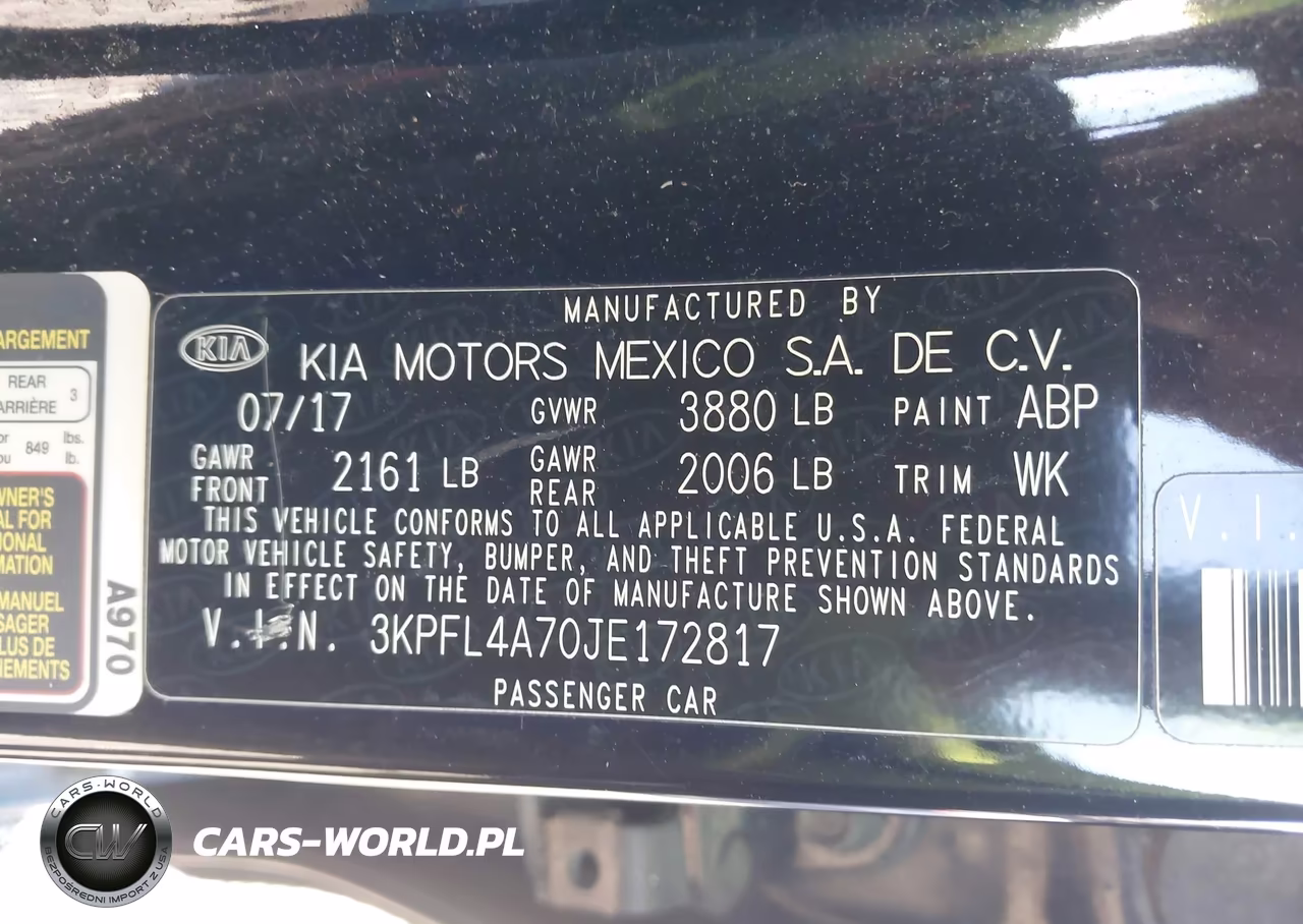 2018 Kia Forte Lx VIN:3KPFL4A70JE172817 - 9