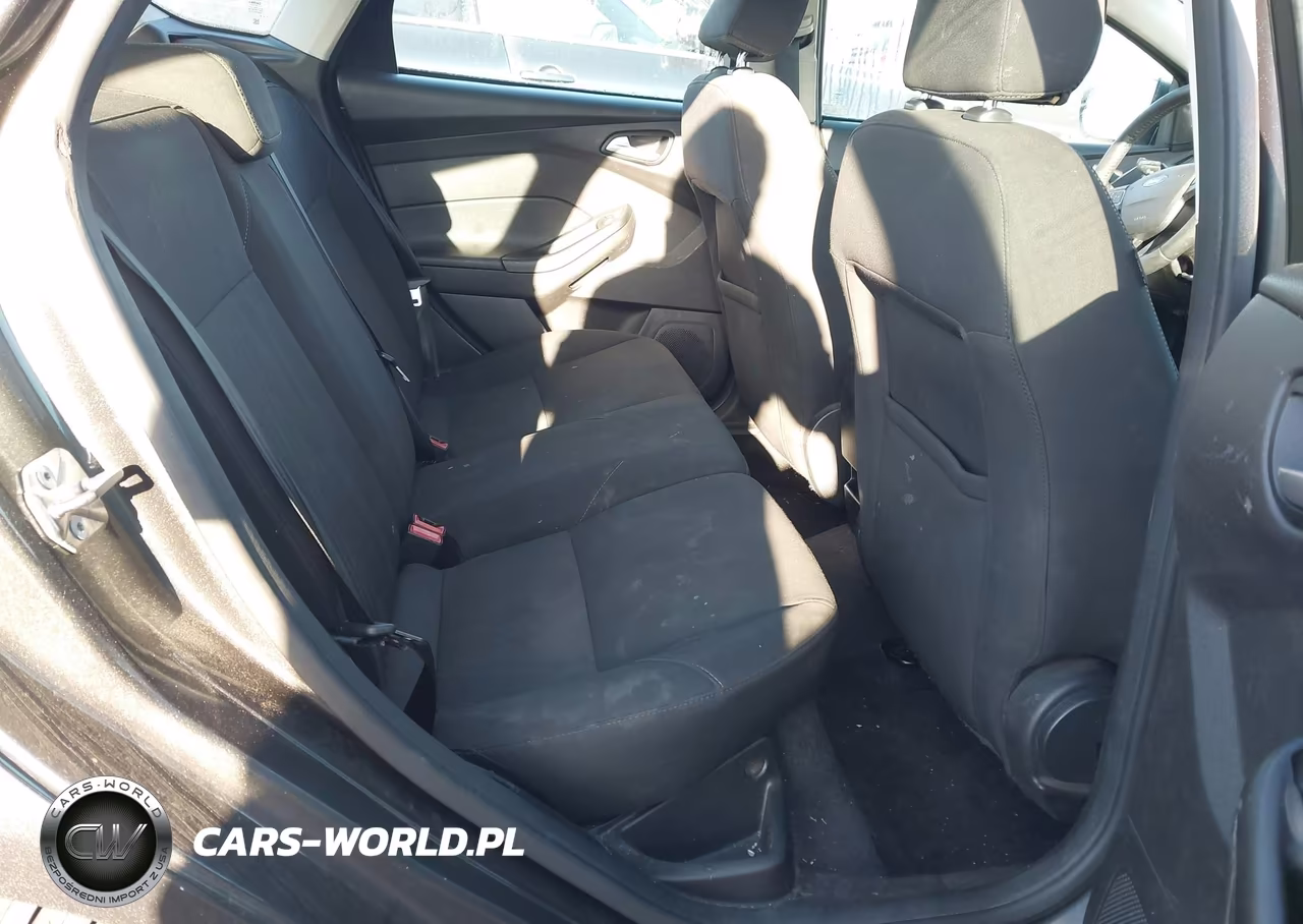 2016 Ford Focus Se VIN:1FADP3K22GL254191 - 8