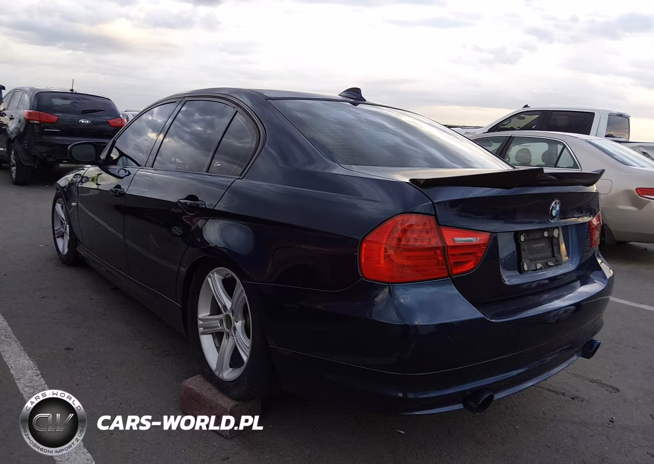2011 BMW 335I xDrive VIN:WBAPL5C54BA918595 - 3