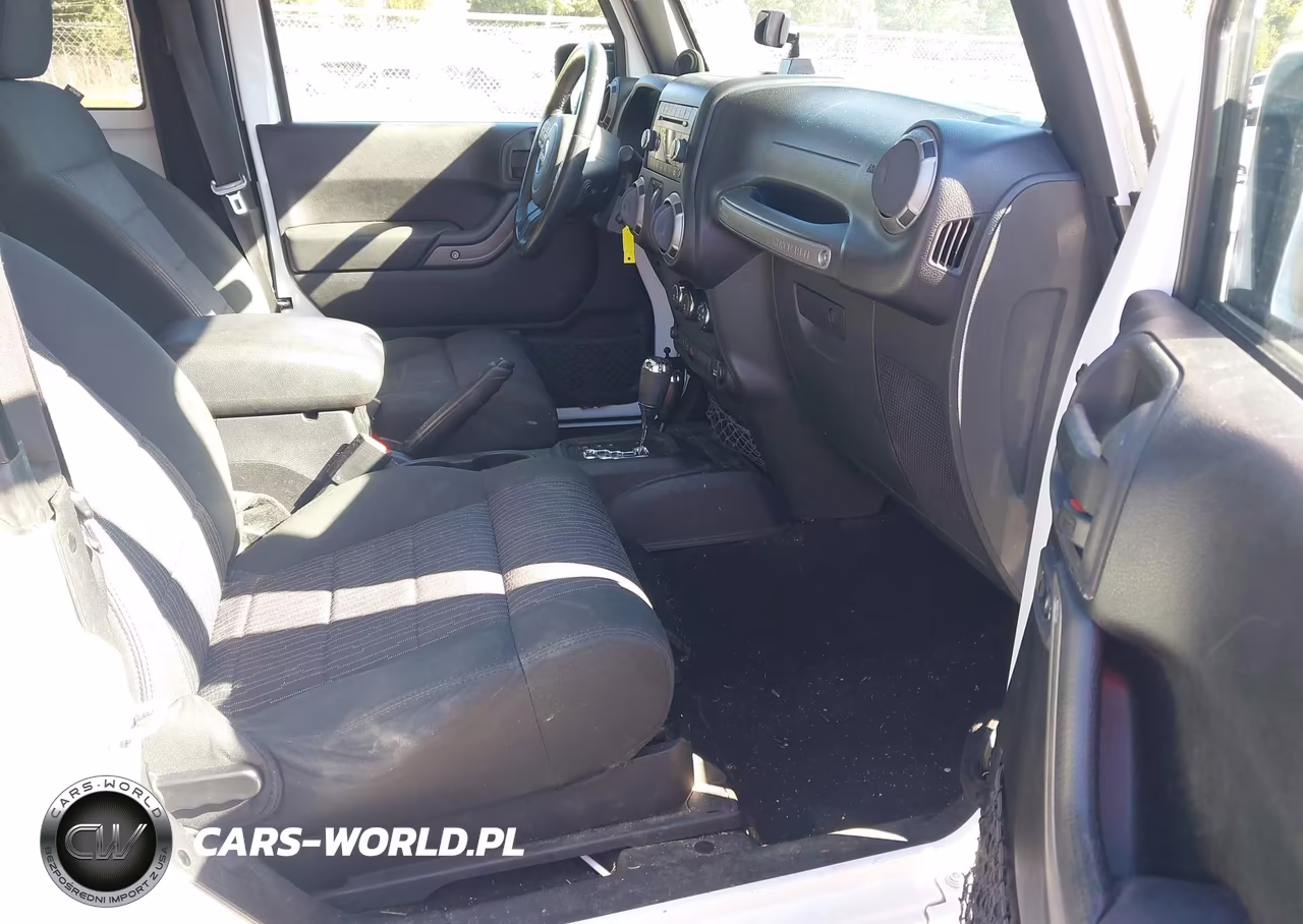 2012 Jeep Wrangler Sport VIN:1C4GJWAG1CL217893 - 5