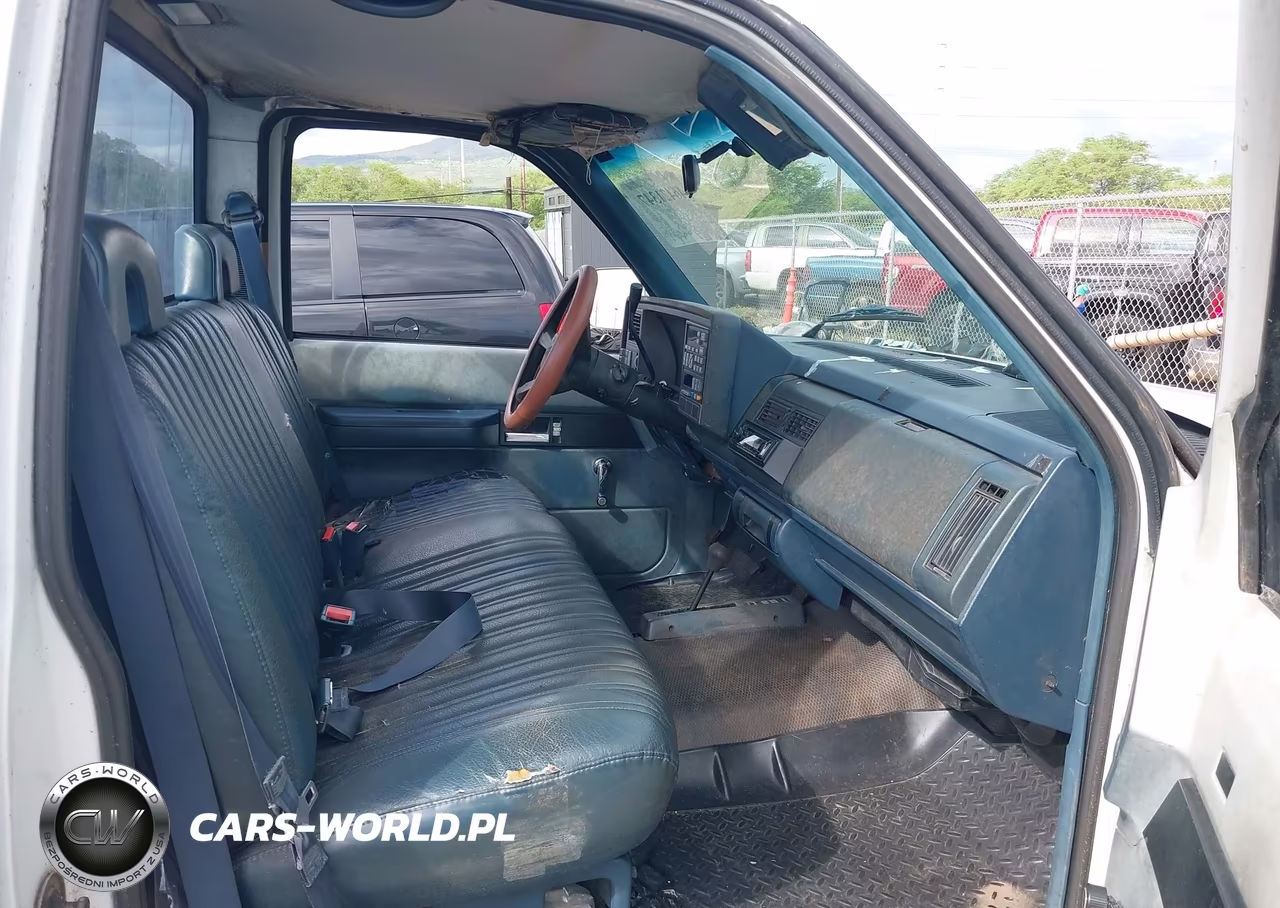 1993 Chevrolet Gmt-400 K2500 VIN:1GCGK24K1PE137087 - 5