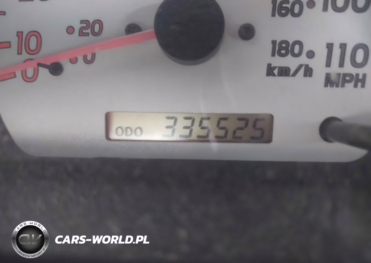 2002 Toyota Tacoma Base V6 (A4) VIN:5TEWN72N82Z118359 - 16