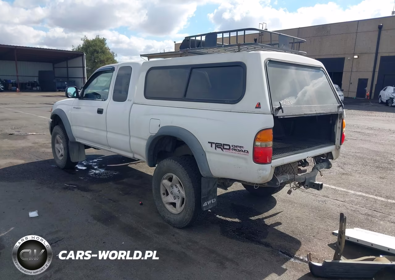 2002 Toyota Tacoma Base V6 (A4) VIN:5TEWN72N82Z118359 - 3