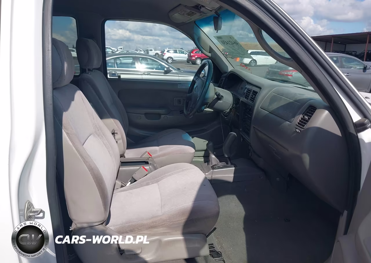 2002 Toyota Tacoma Base V6 (A4) VIN:5TEWN72N82Z118359 - 5