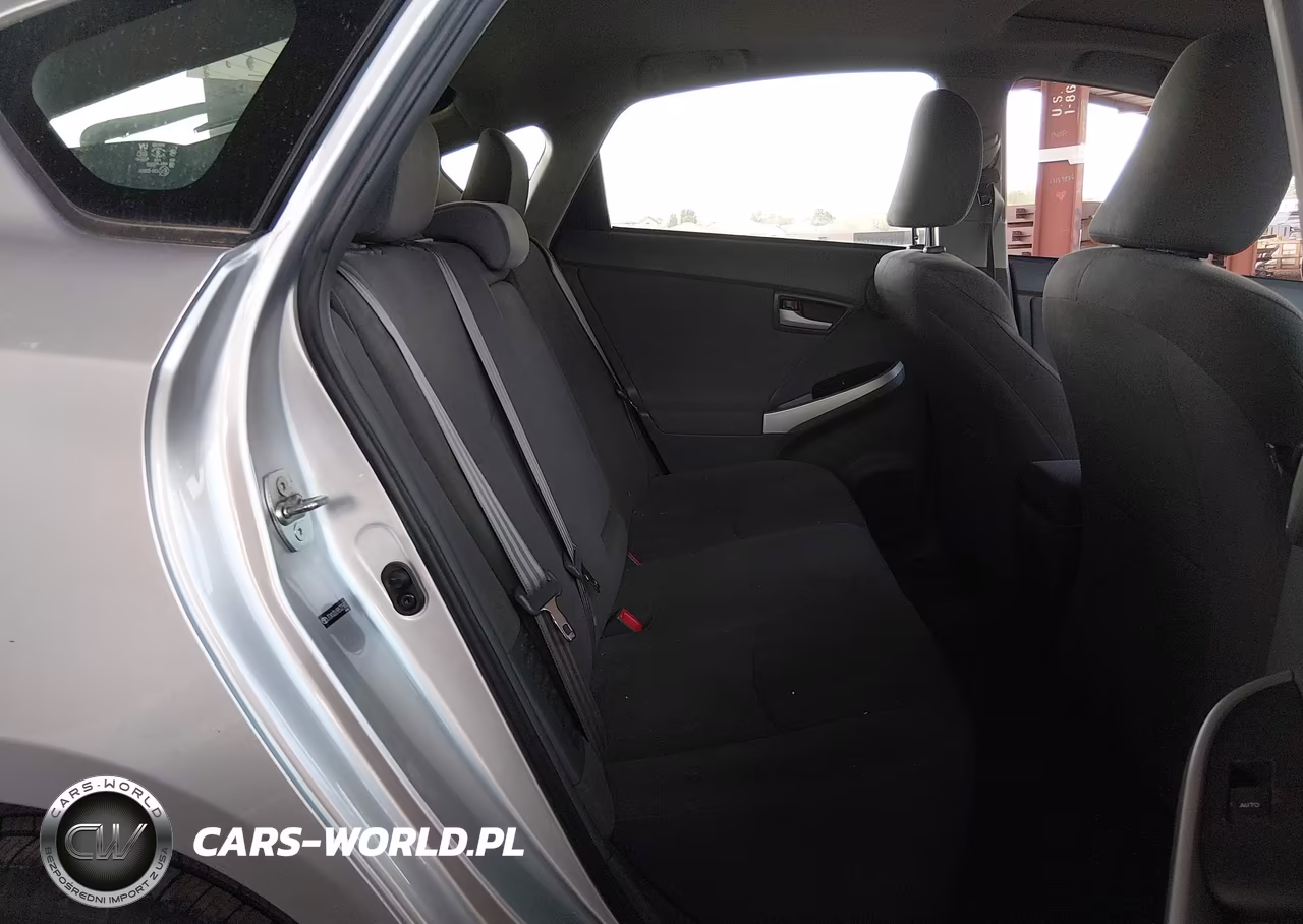 2011 Toyota Prius Three VIN:JTDKN3DU9B5325812 - 8
