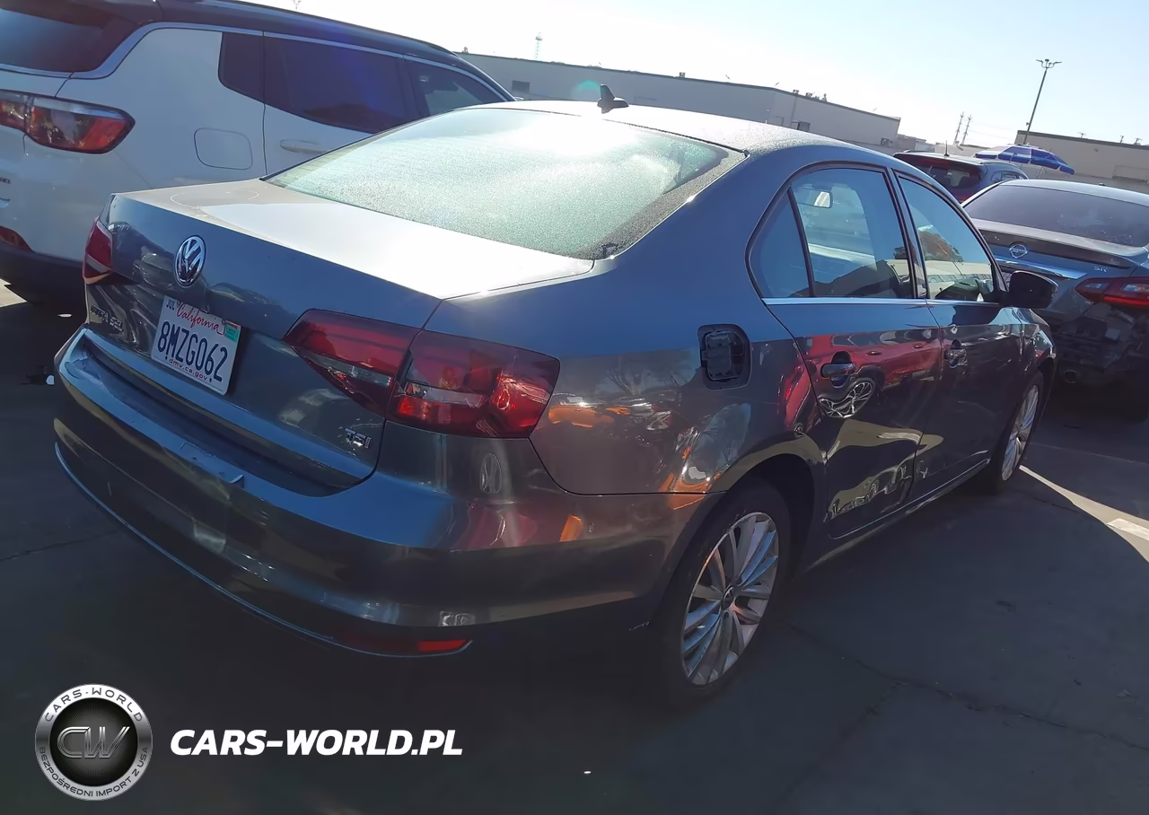 2016 Volkswagen Jetta 1.8T Sel VIN:3VWL17AJ3GM357378 - 4
