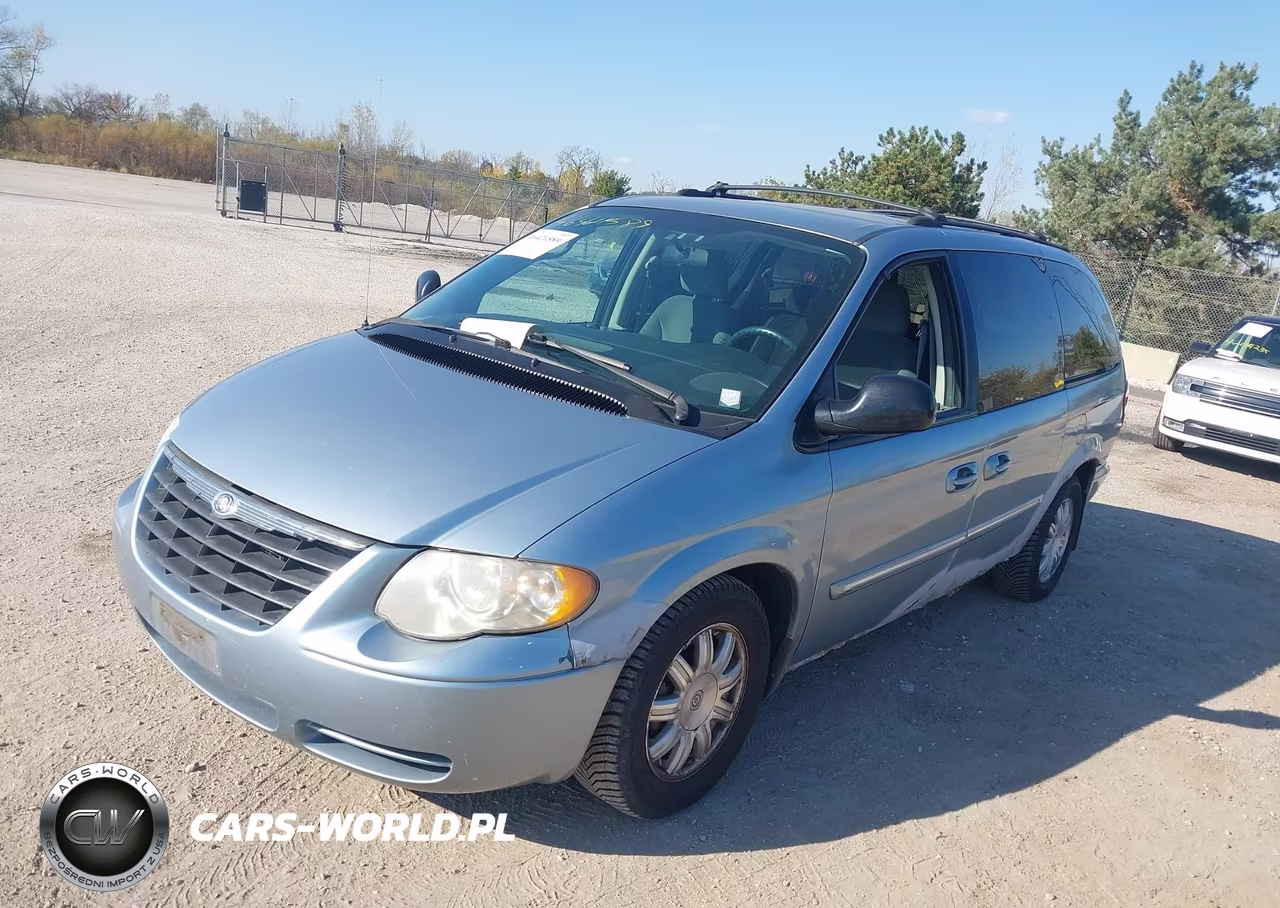 2005 Chrysler Town & Country Touring VIN:2C4GP54L05R185157 - 2