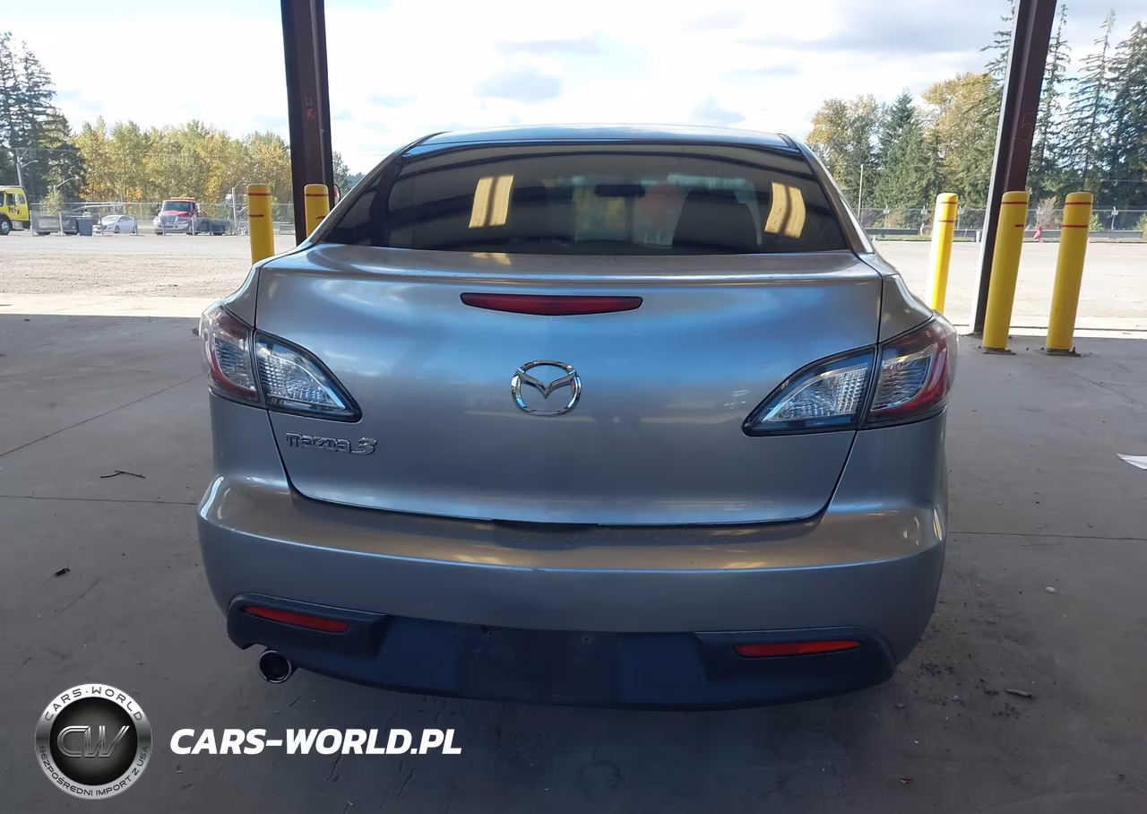 2011 Mazda Mazda3 I Touring VIN:JM1BL1VG4B1431014 - 16