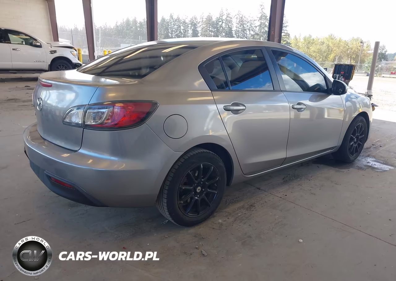 2011 Mazda Mazda3 I Touring VIN:JM1BL1VG4B1431014 - 4