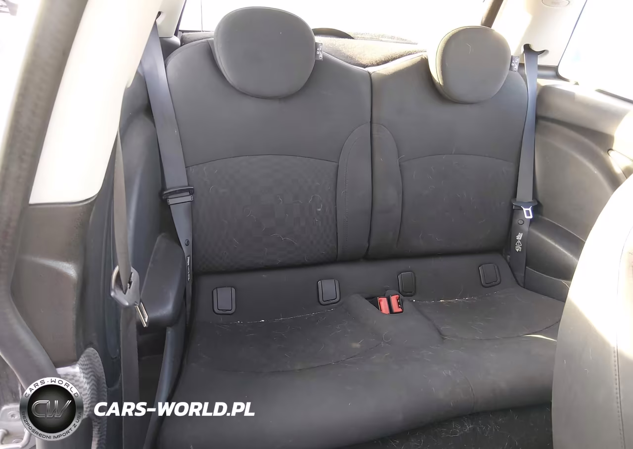 2010 Mini Cooper S VIN:WMWMF7C52ATZ74284 - 8