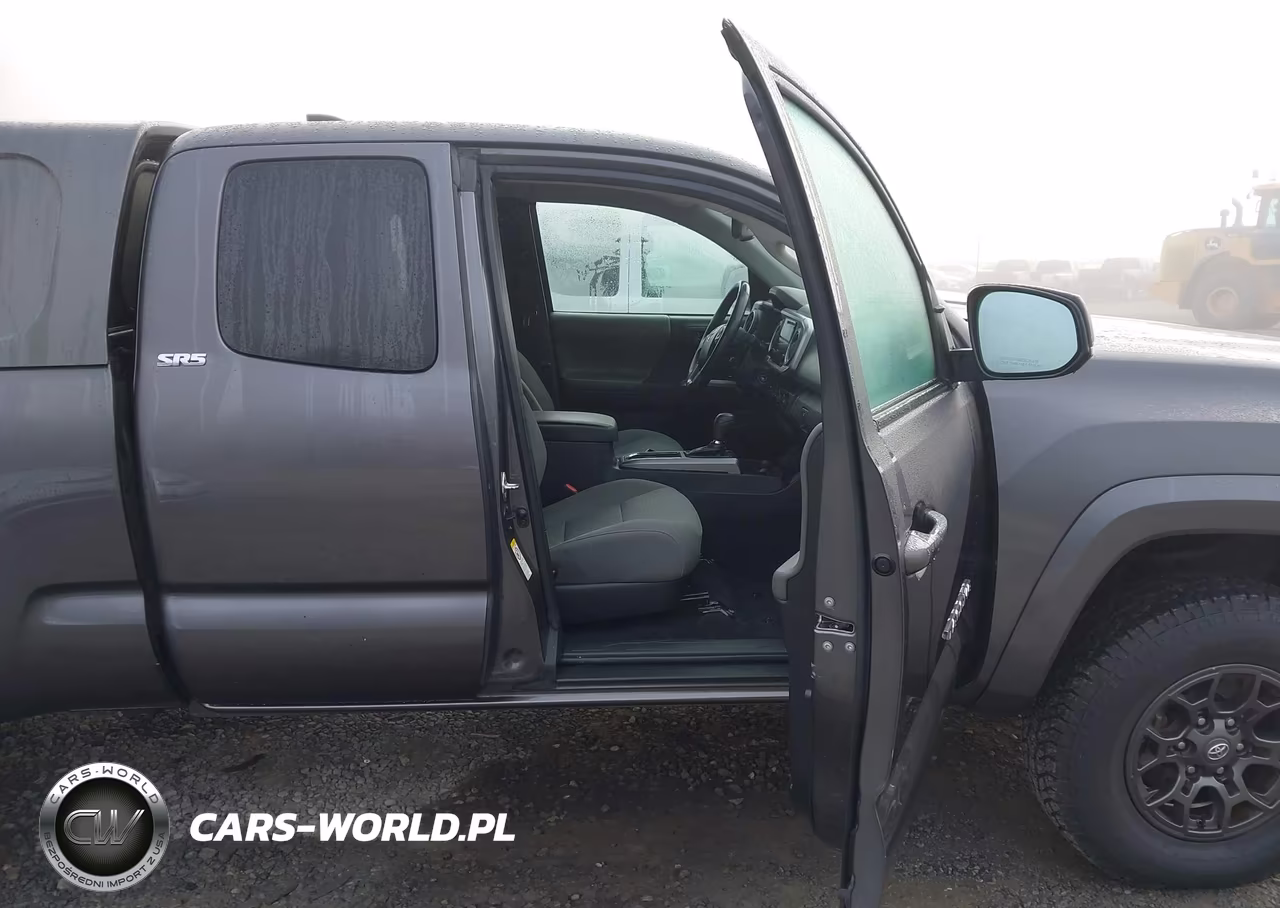 2018 Toyota Tacoma Sr5 V6 VIN:5TFSZ5AN1JX154005 - 5