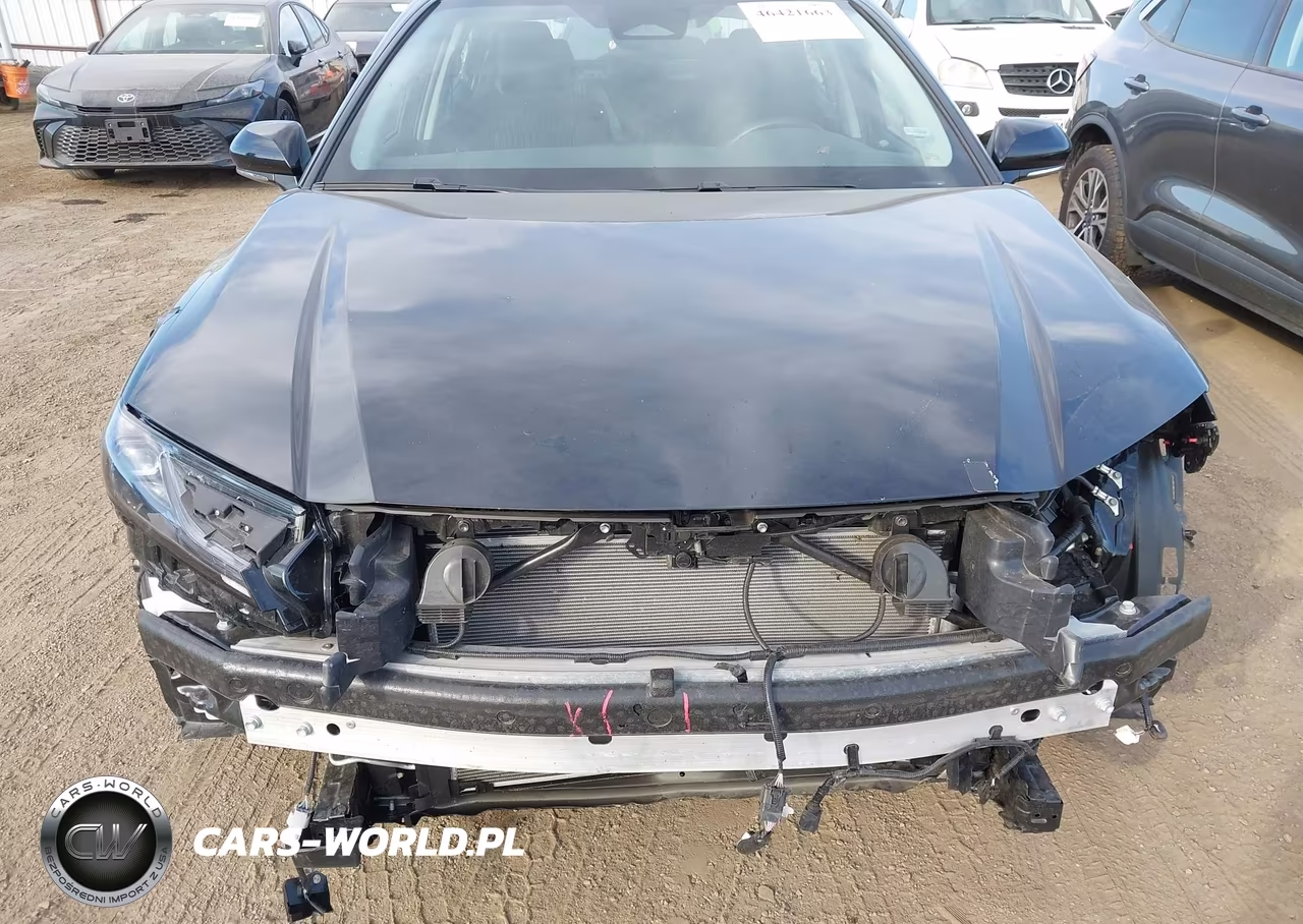 2026 Toyota Camry Le VIN:4T1DAACK6TU767460 - 6
