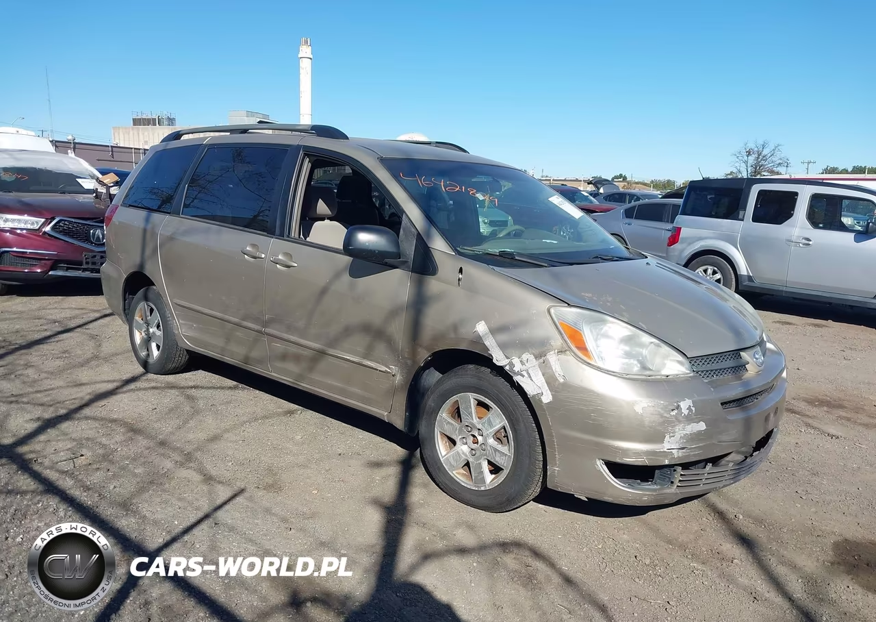2004 Toyota Sienna Le