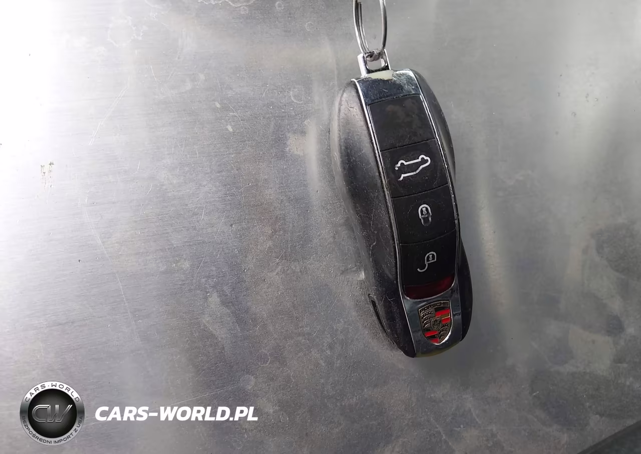 2011 Porsche Cayenne VIN:WP1AA2A21BLA09612 - 11