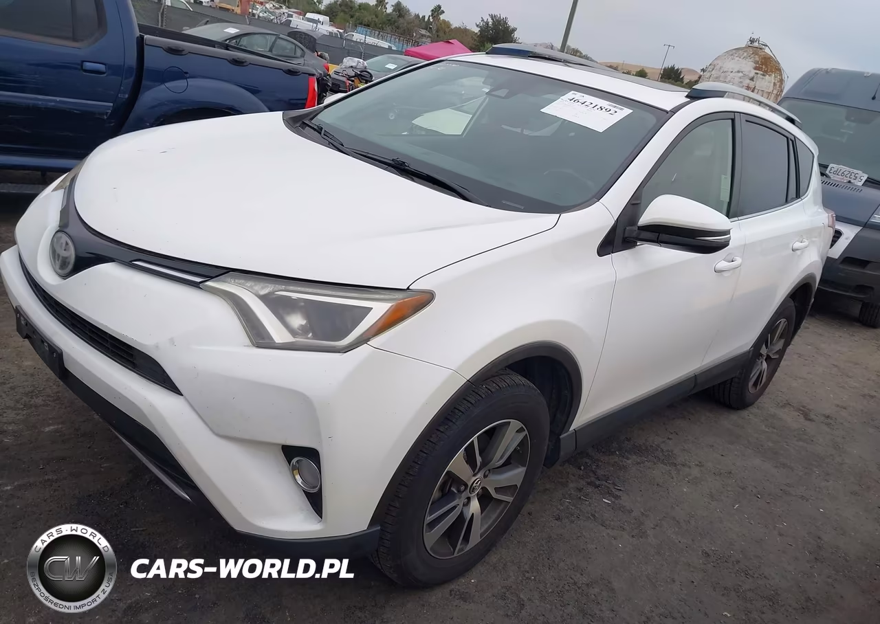 2018 Toyota Rav4 Xle VIN:JTMWFREV8JJ211119 - 2