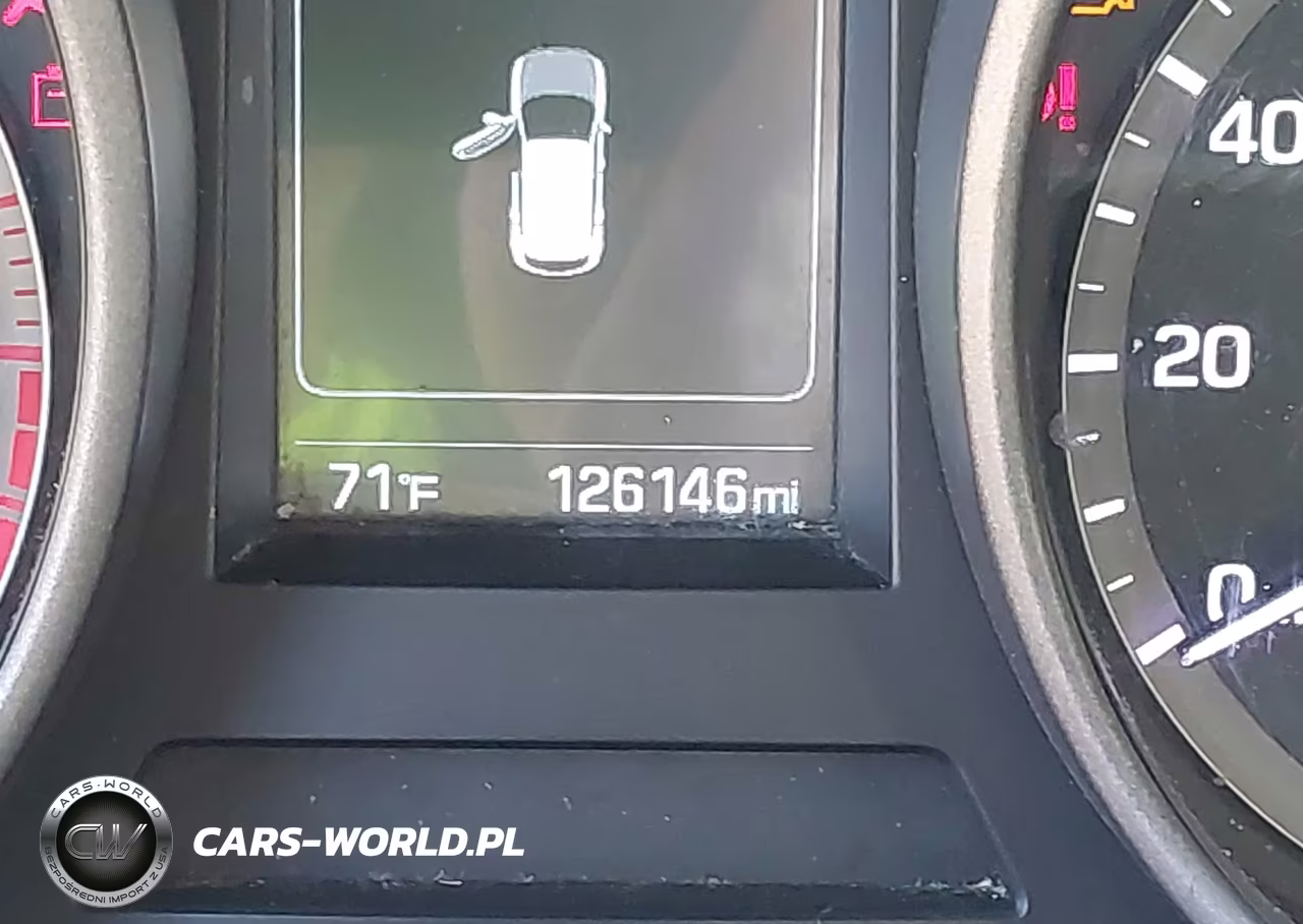2017 Hyundai Santa Fe Sport 2.4L VIN:5XYZUDLB7HG440741 - 16