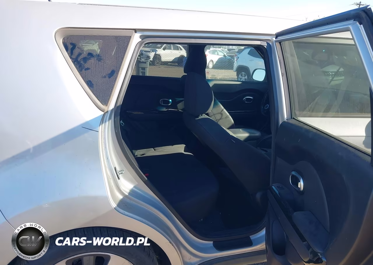 2014 Kia Soul ! VIN:KNDJX3A50E7735118 - 8