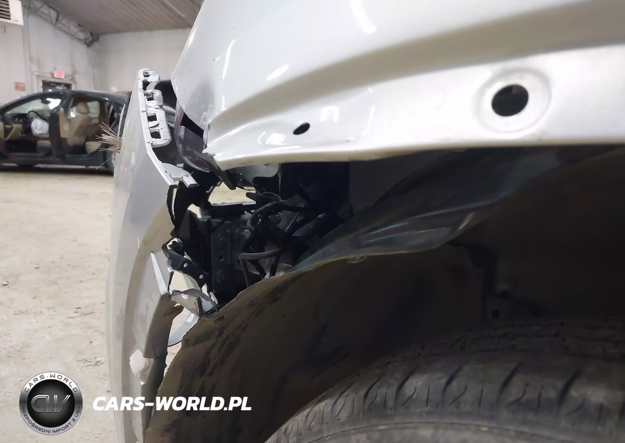 2019 Chevrolet Trax Ls VIN:3GNCJNSB1KL388391 - 17