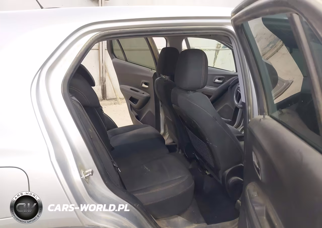 2019 Chevrolet Trax Ls VIN:3GNCJNSB1KL388391 - 8