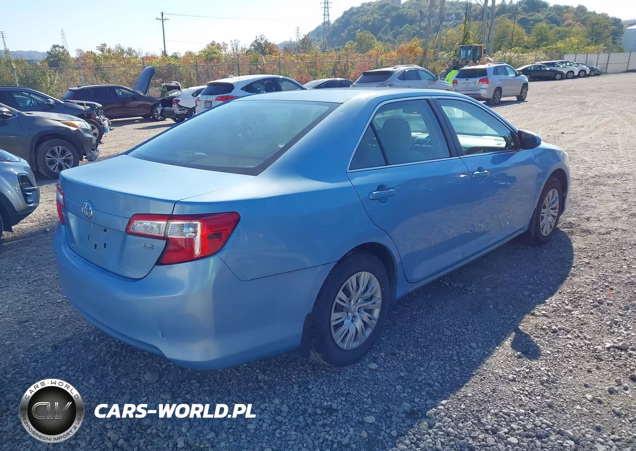 2012 Toyota Camry Le VIN:4T1BF1FK6CU500940 - 4
