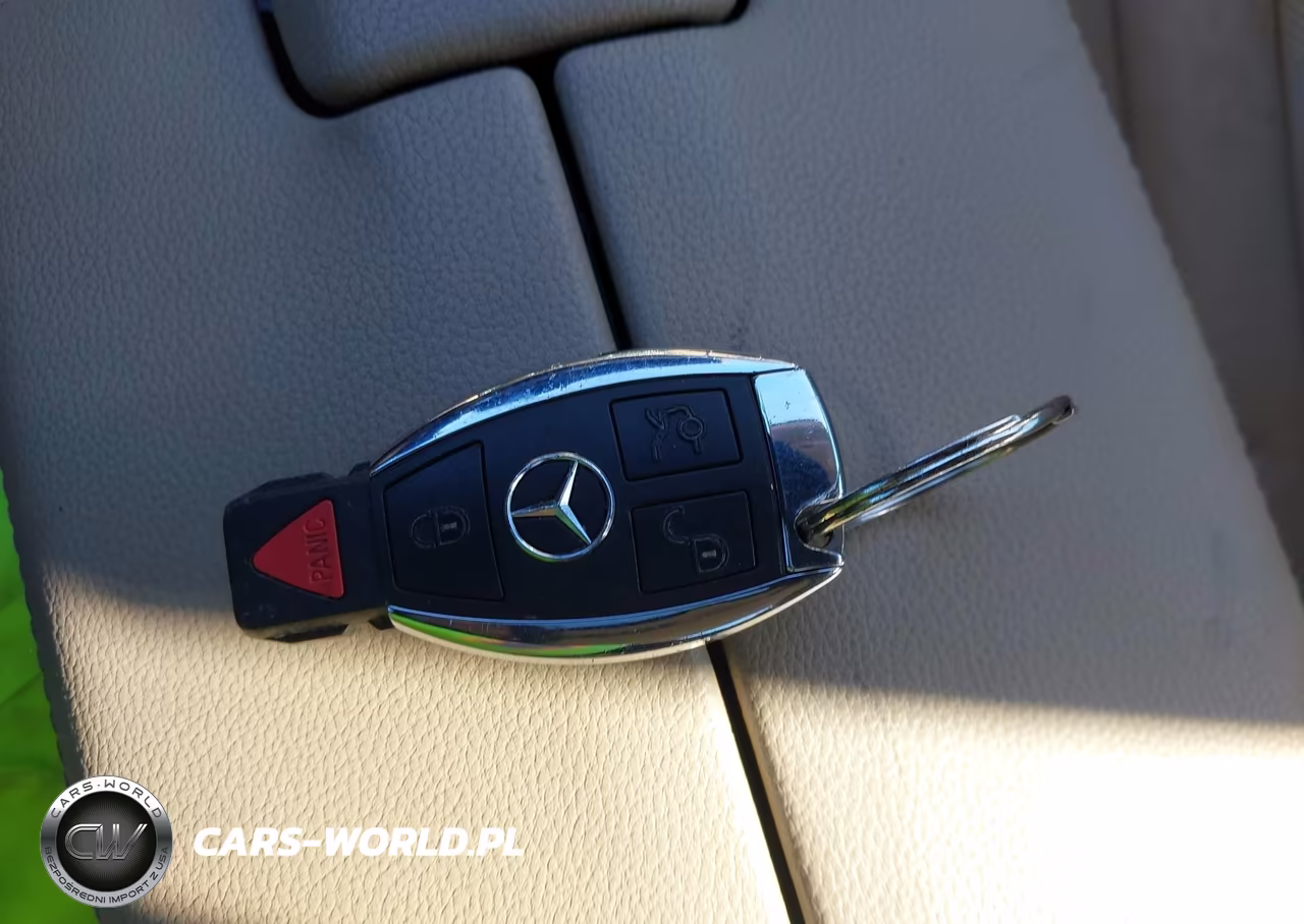 2012 Mercedes-Benz Cls 550 VIN:WDDLJ7DB4CA054789 - 11