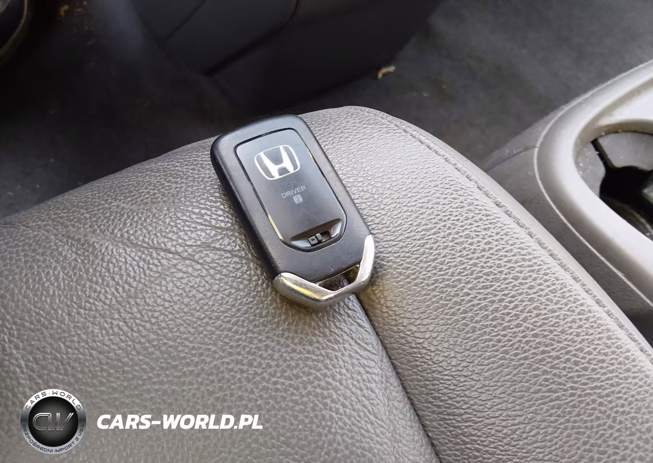 2016 Honda Odyssey Touring-Touring Elite VIN:5FNRL5H95GB153550 - 11